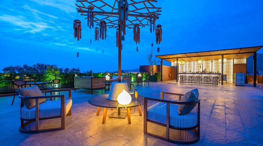The Dim Sun, Bar in Phuket