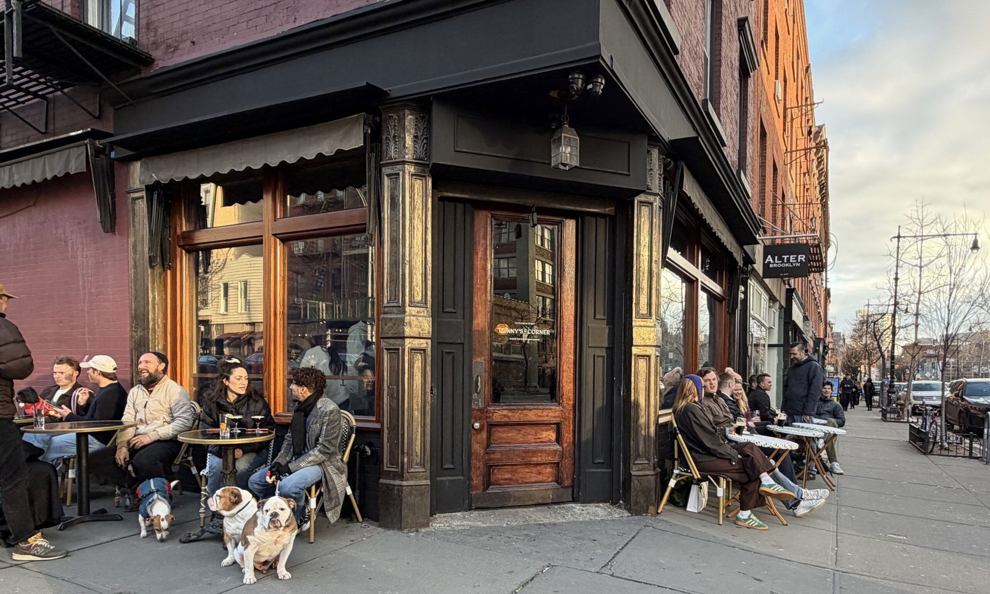 Sonny’s Corner, Bar in New York City