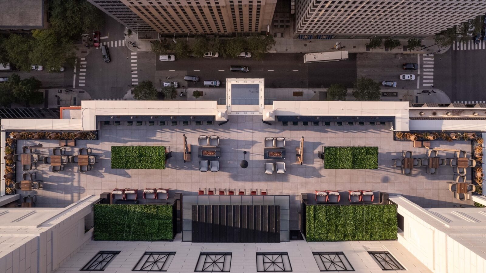 The Riu Rooftop Chicago, Chicago, United States