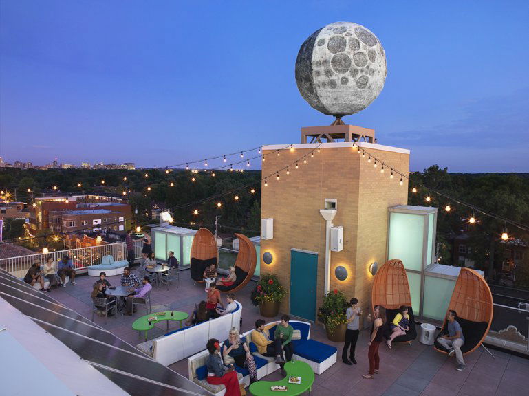 Moonrise, Bar in Big Sky