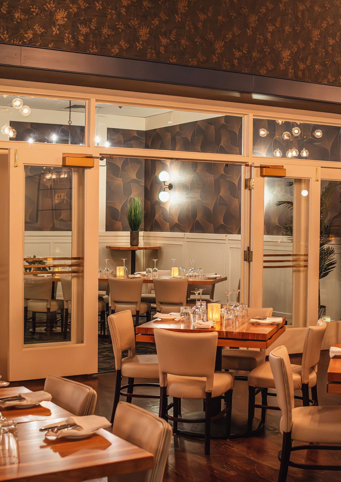 The Grillroom Bar & Lounge, Bar in Accra