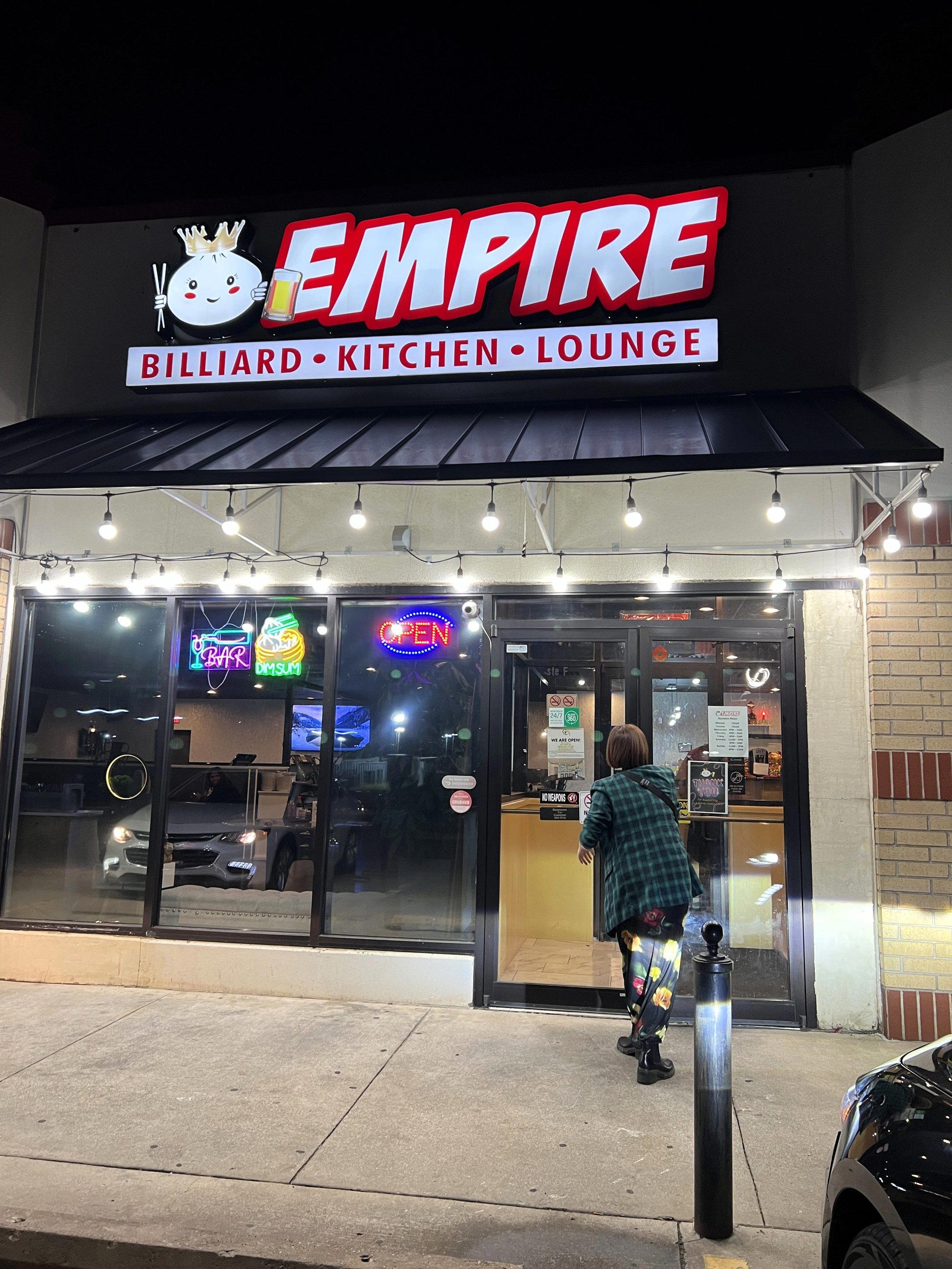 EMPIRE BILLIARD • KITCHEN • LOUNGE bar in Oklahoma City, United States