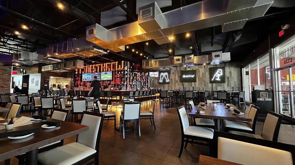 Stones Throw bar in Cape Coral