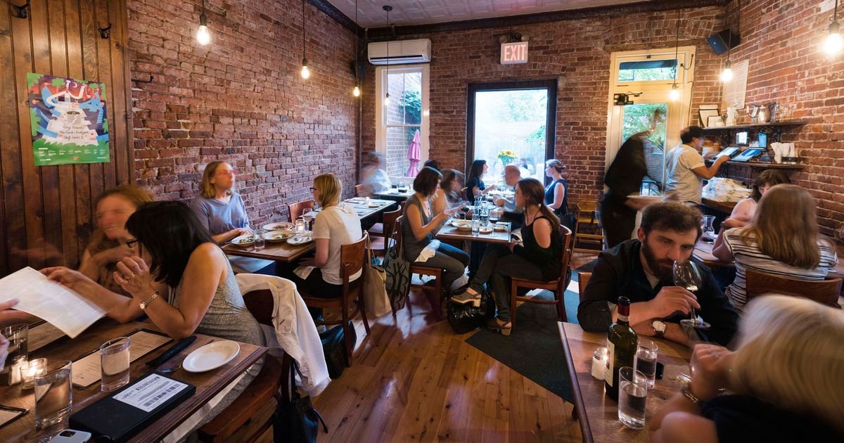 Frankies 457 Spuntino, Bar in New York City