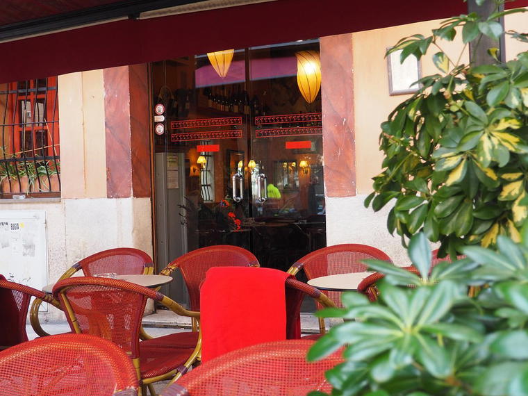 Gibson Bar, Palma de Mallorca, Spain