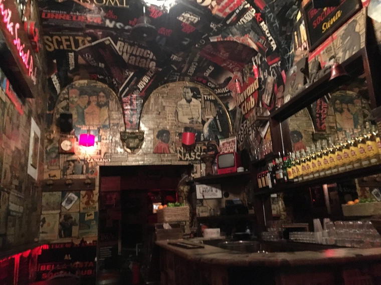 bella vista social pub, Siena, Italy