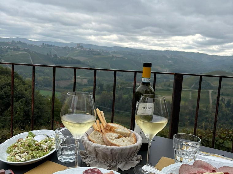 La Terazza di Renza, Castiglione Falletto, Italy