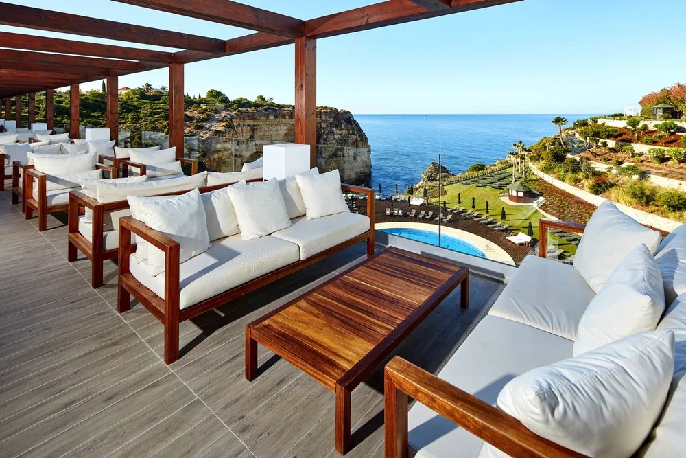 Azur Bar