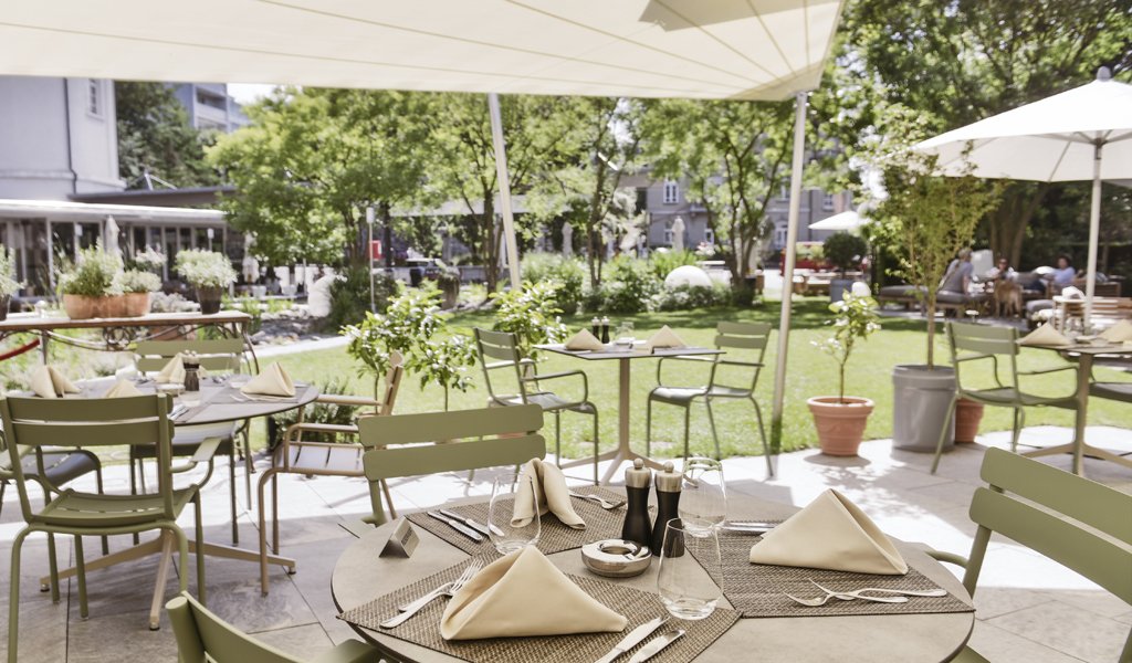 Giardino Restaurant & Bar