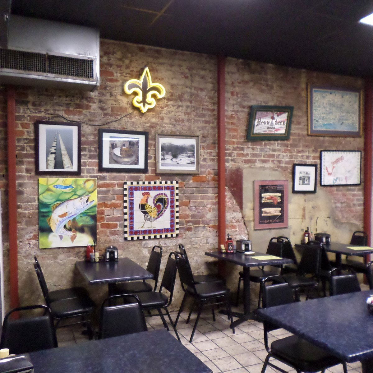 The Hobnobber Bar, Bar in New Orleans