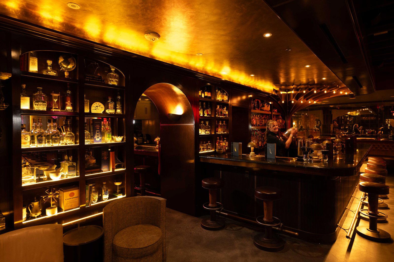 Peacock Lounge bar in Cairo