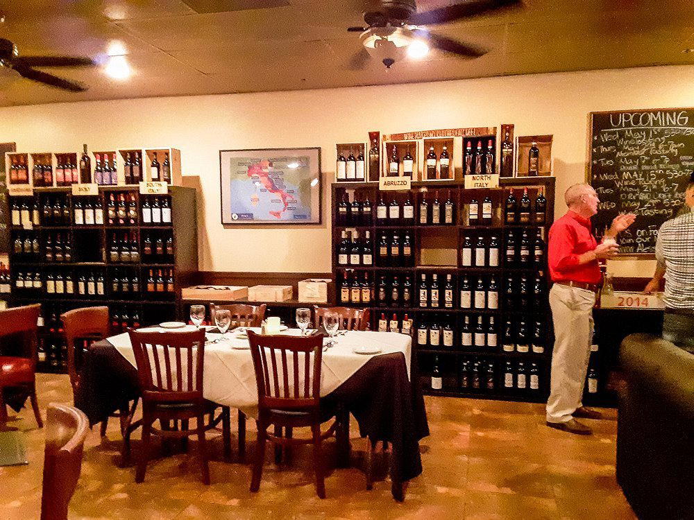 Alessia's | Ristorante Italiano bar in Mesa