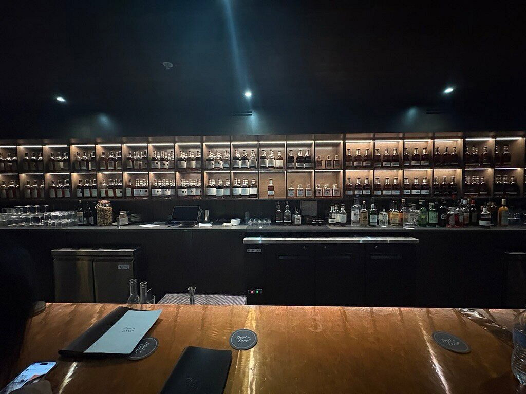 Trial + Error Bar, Bar in Louisville