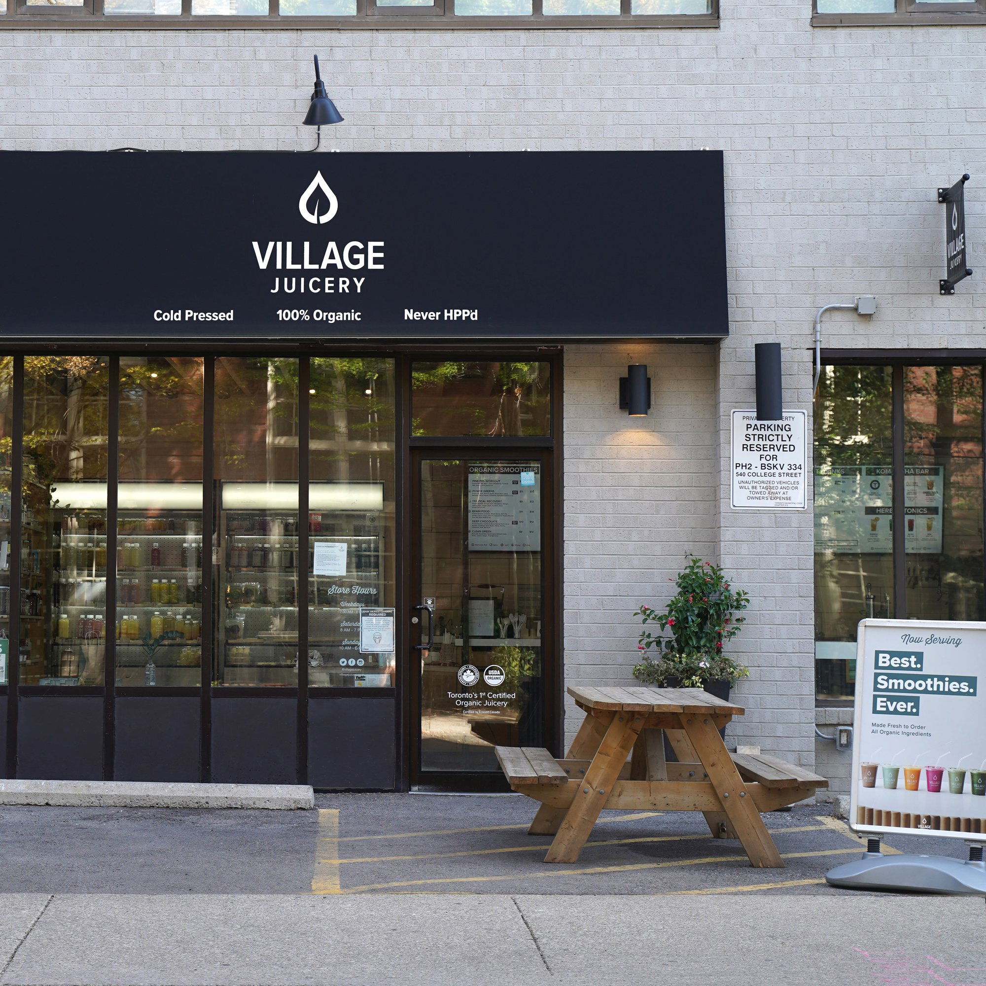 Village Juicery, Bar in Toronto