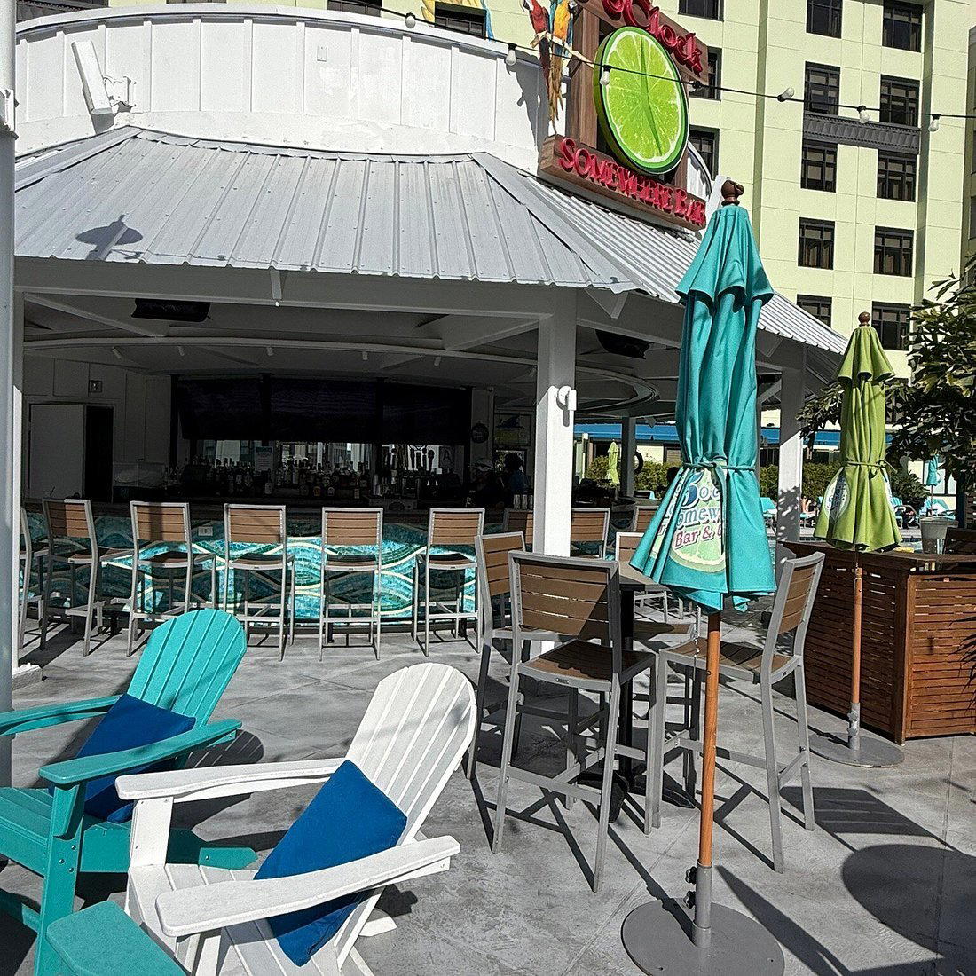 5 o'Clock Somewhere Bar & Rooftop bar in San Diego