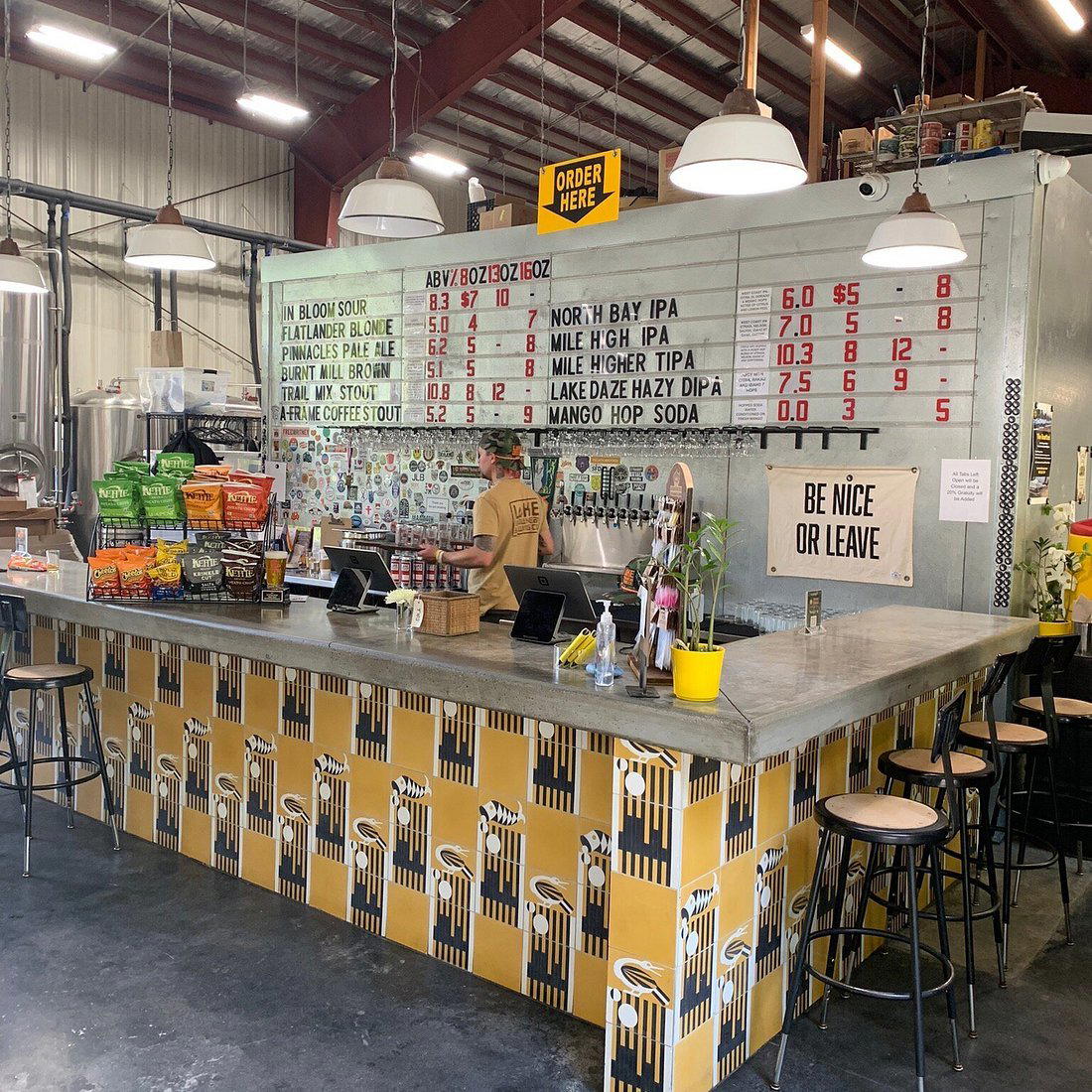 Lake Arrowhead Brewing Company bar in Lake Arrowhead