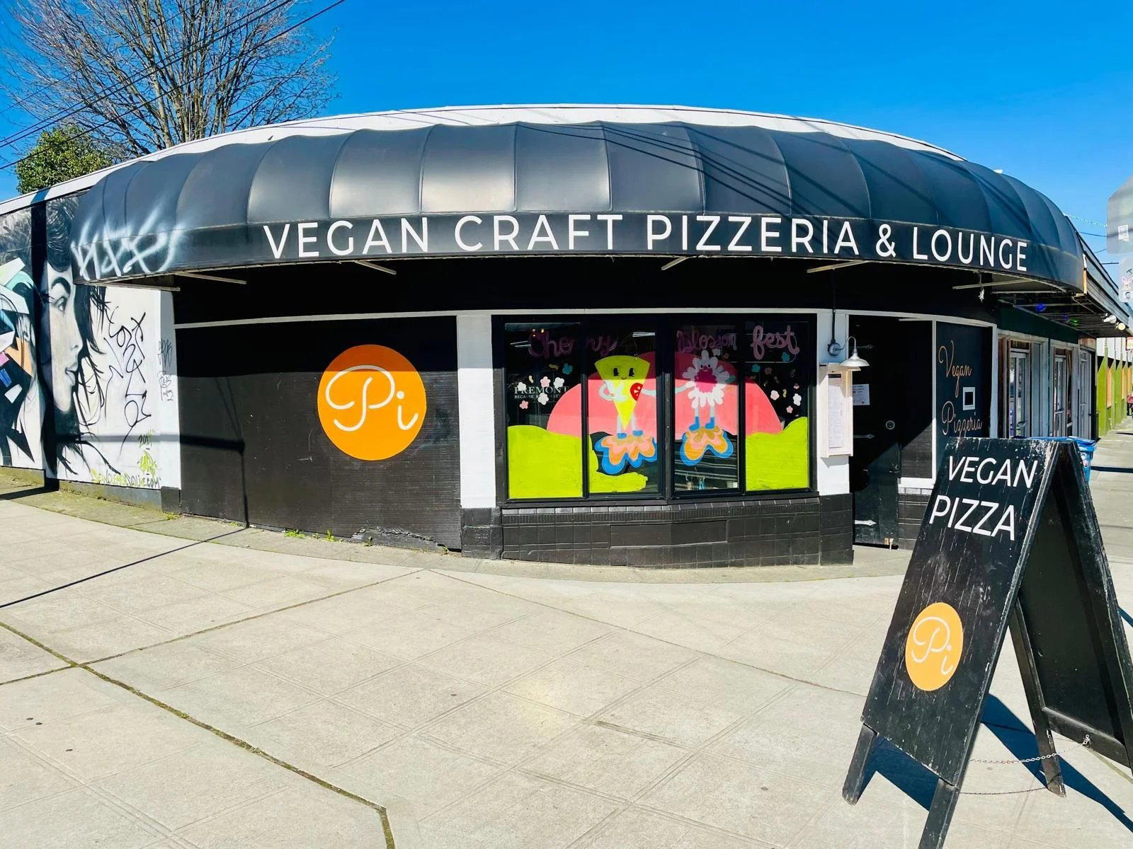 Pi Vegan Pizzeria bar in Seattle, United States