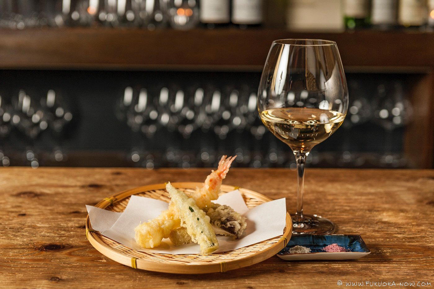 Wine & Tempura Araki bar in Fukuoka