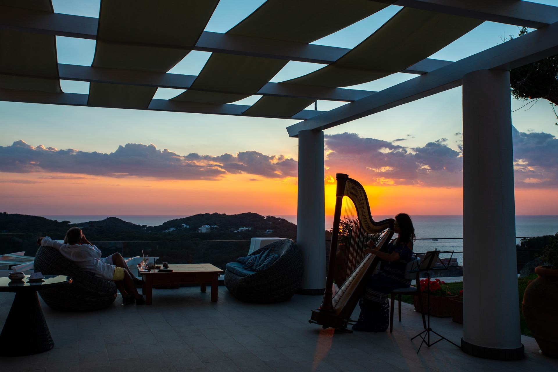 Sunset & Piano Bar