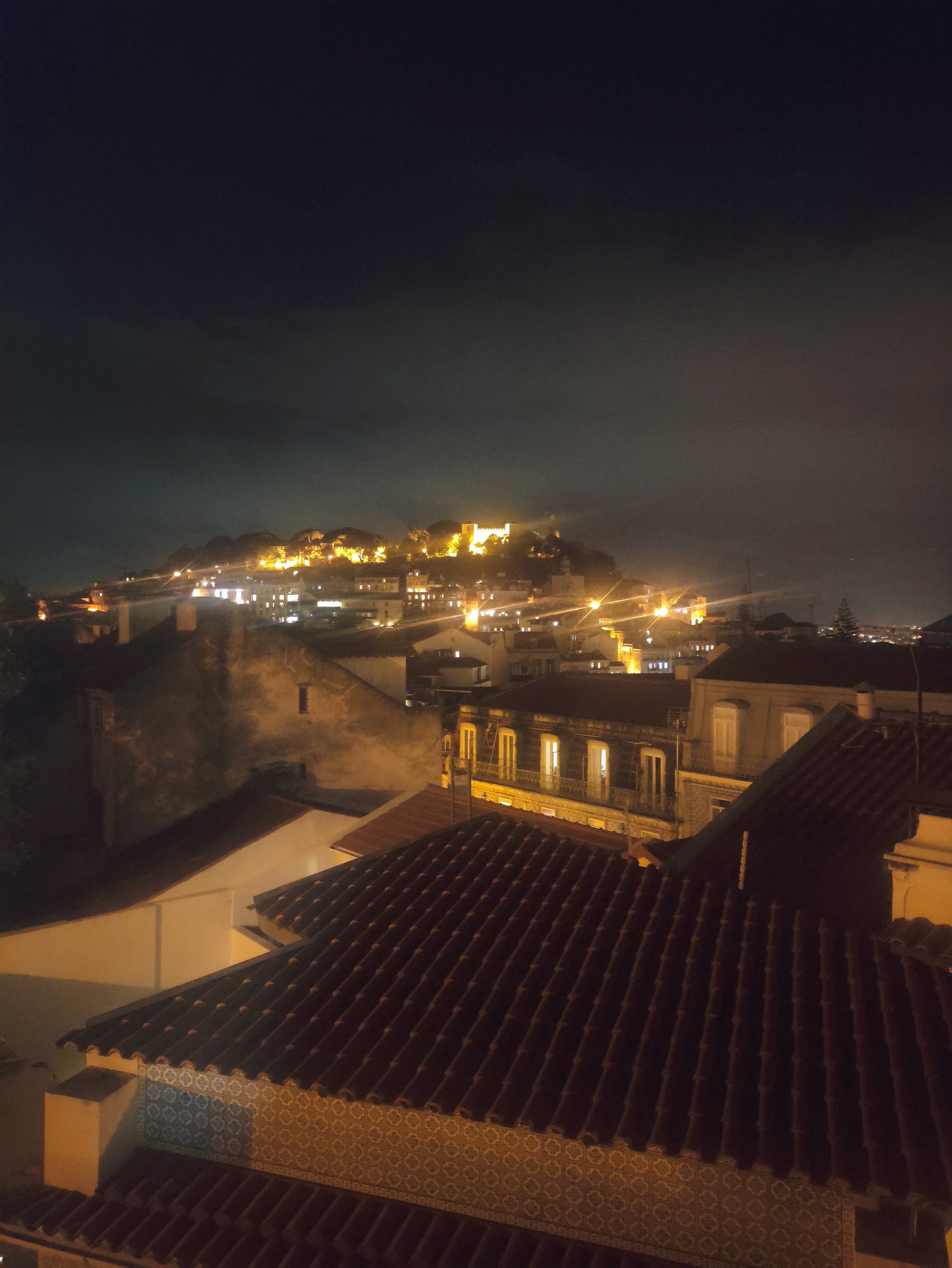 Grupo Desportivo da Mouraria / Palácio dos Távora, Bar in Lisbon