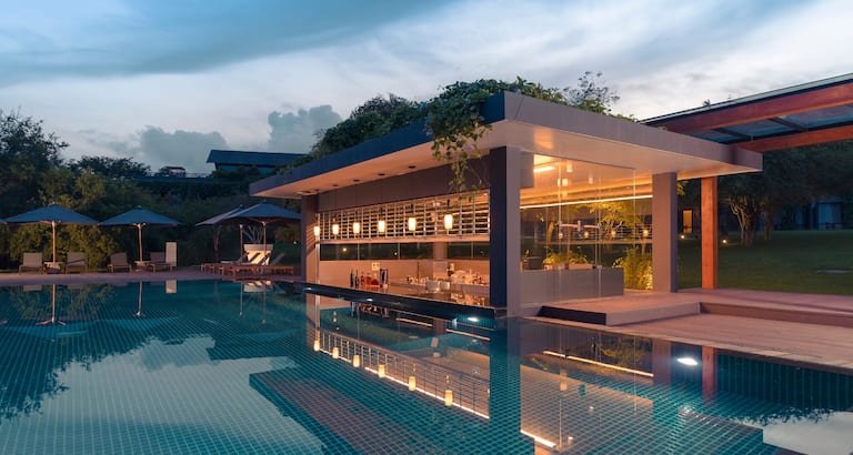 Hornbill Lounge and Bar