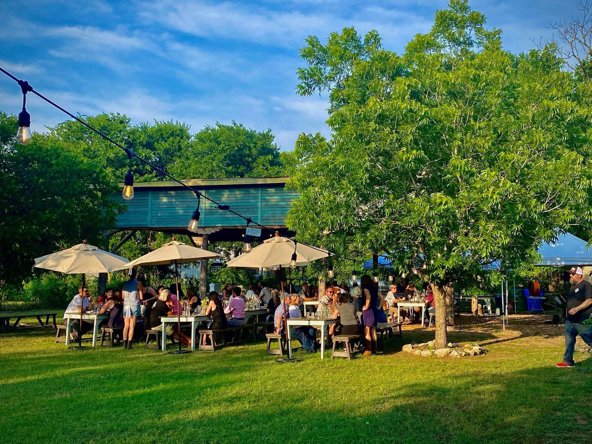 Eden East Farm, Bar in Hays County