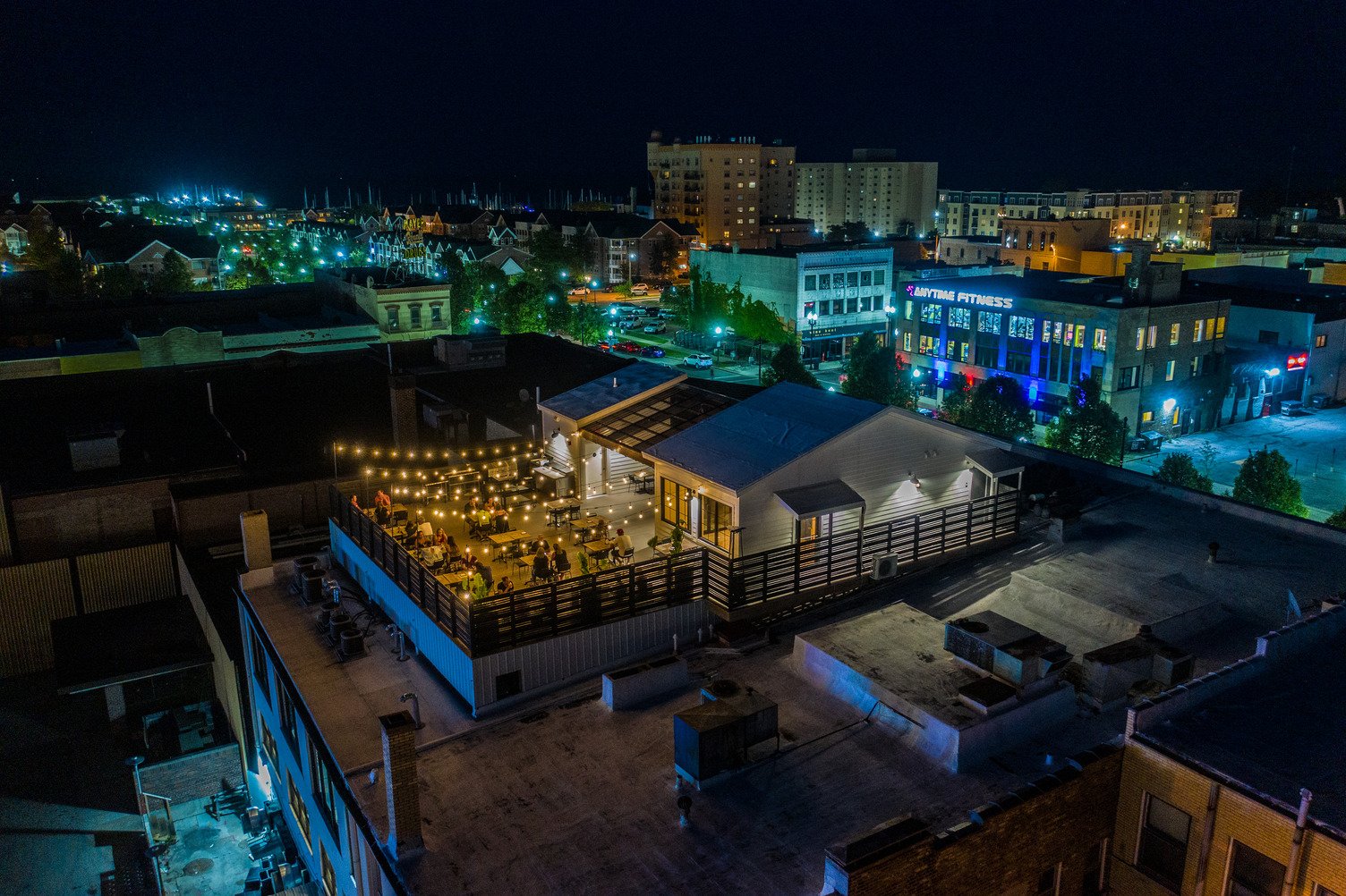 The Apis Hotel & Restaurant bar in Kenosha, United States