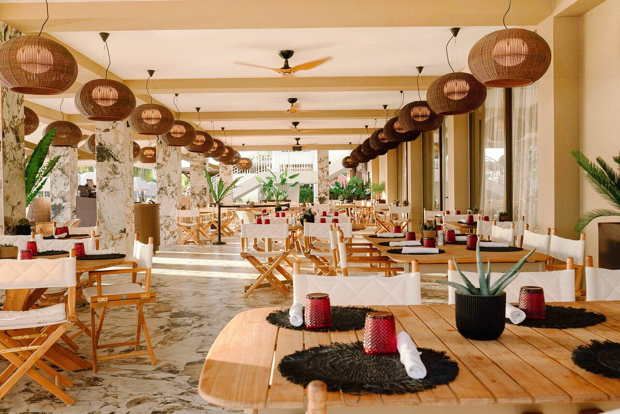 Papagayo Beach Bar