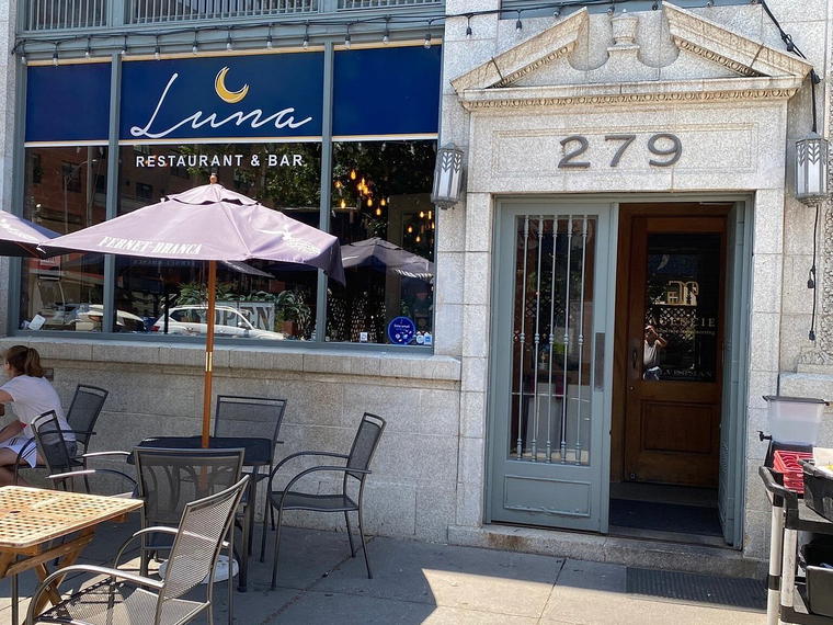 Luna, Jersey City, United States