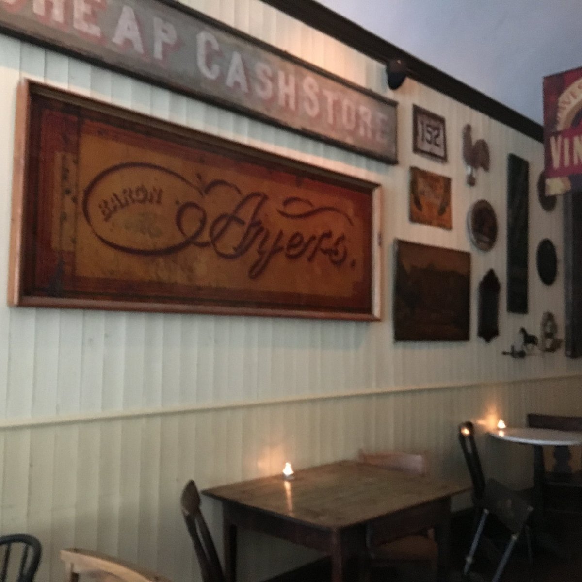 Bin 152, Bar in Charleston