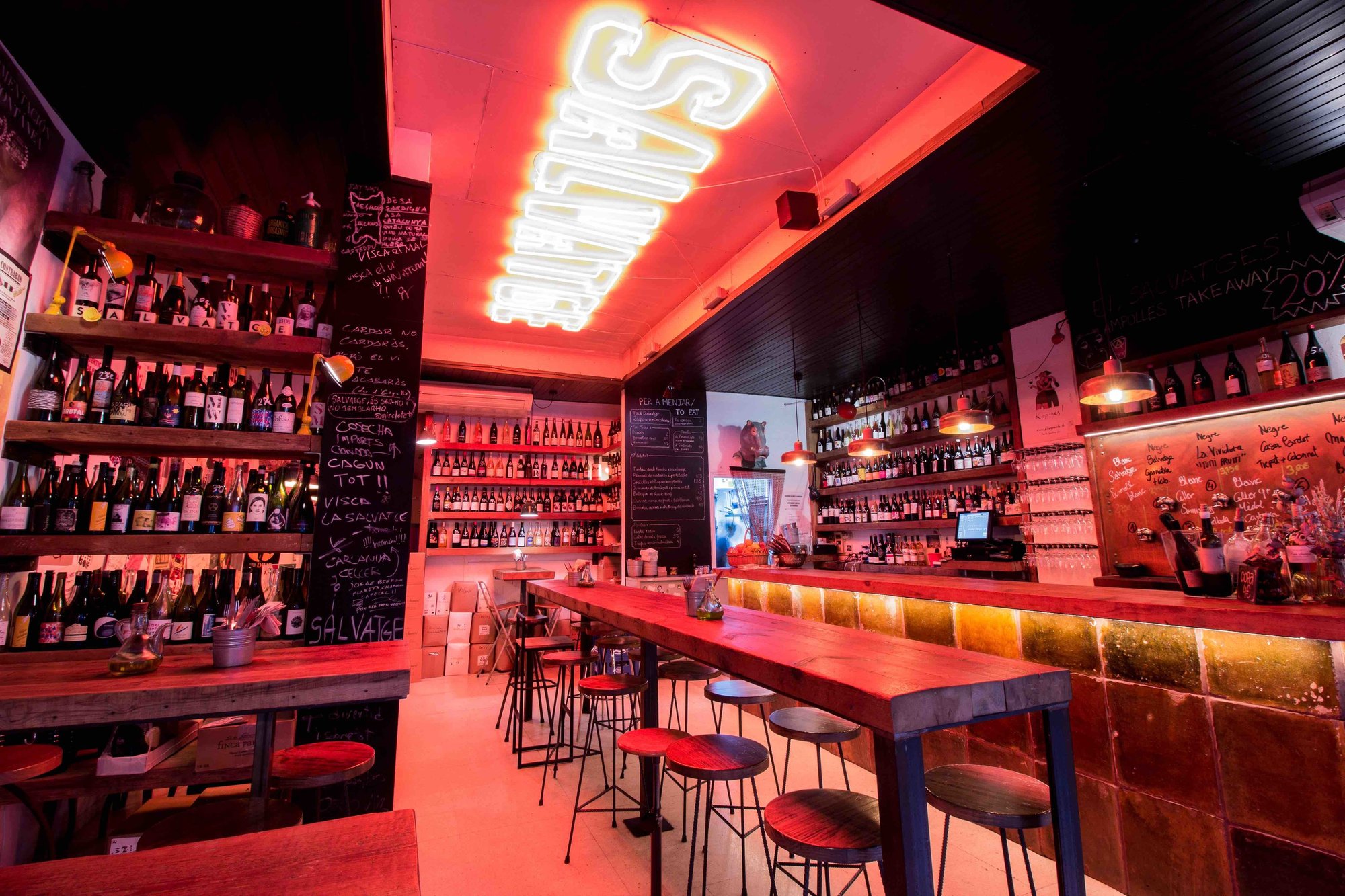 Bar Salvatge, Bar in Barcelona