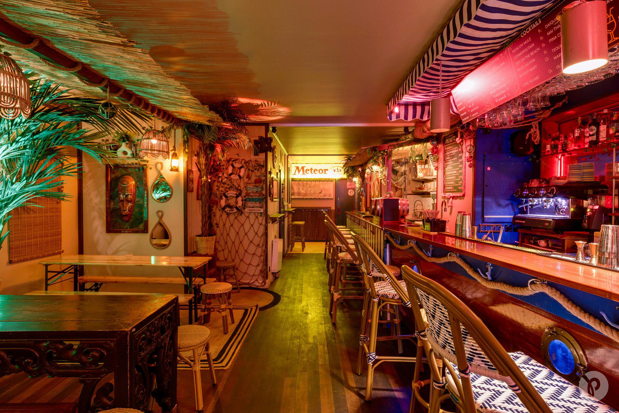 La Madrague bar in Bordeaux