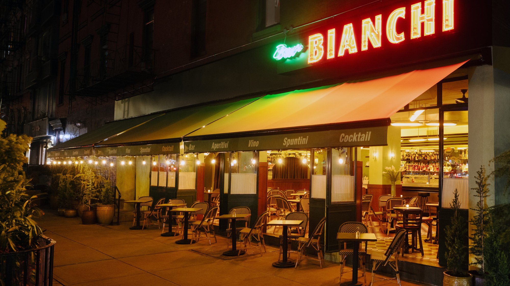 Bar Blanc bar in New York City, United States