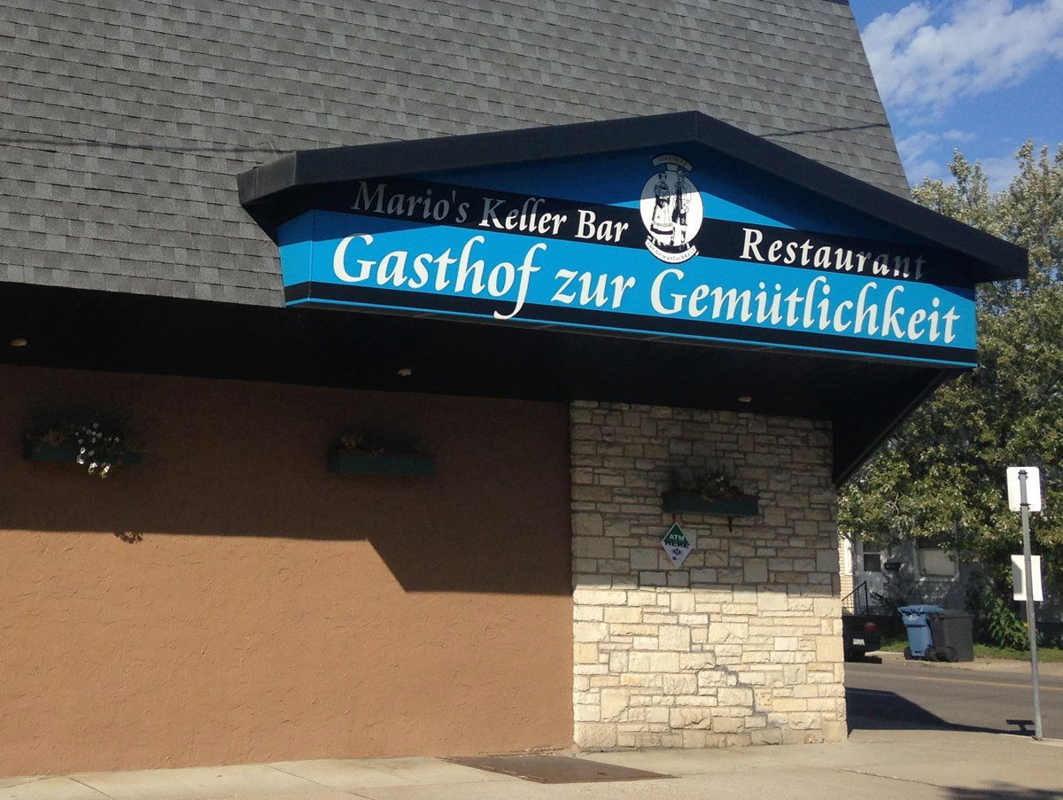 Gasthof Zur Gemutlichkeit, Bar in Minneapolis