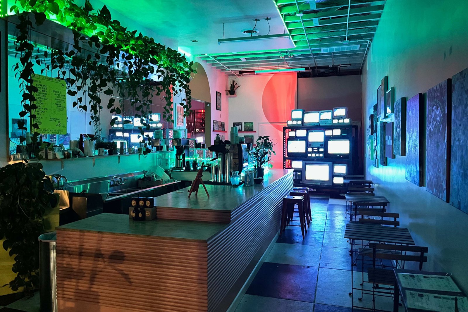 Karaoke Bar
