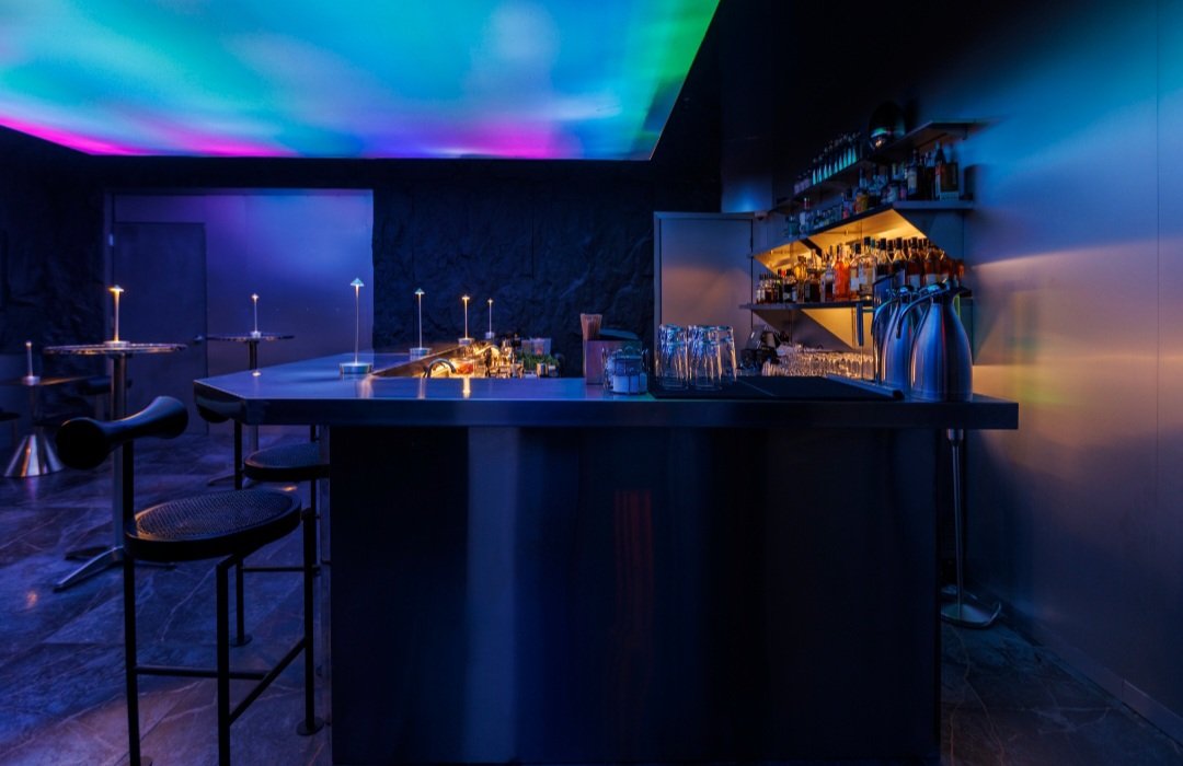 25 Hours, Bar in New York City