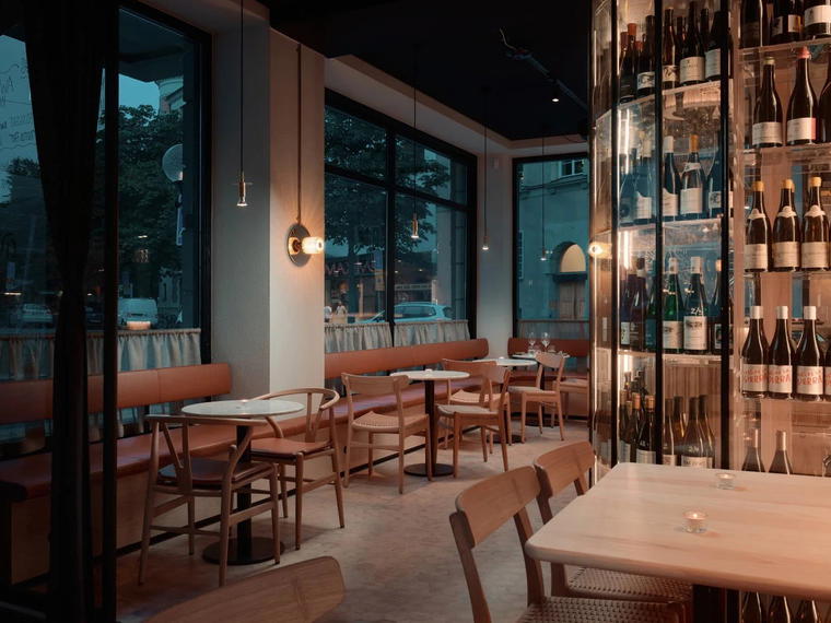 Uva vinbar, Stockholm, Sweden