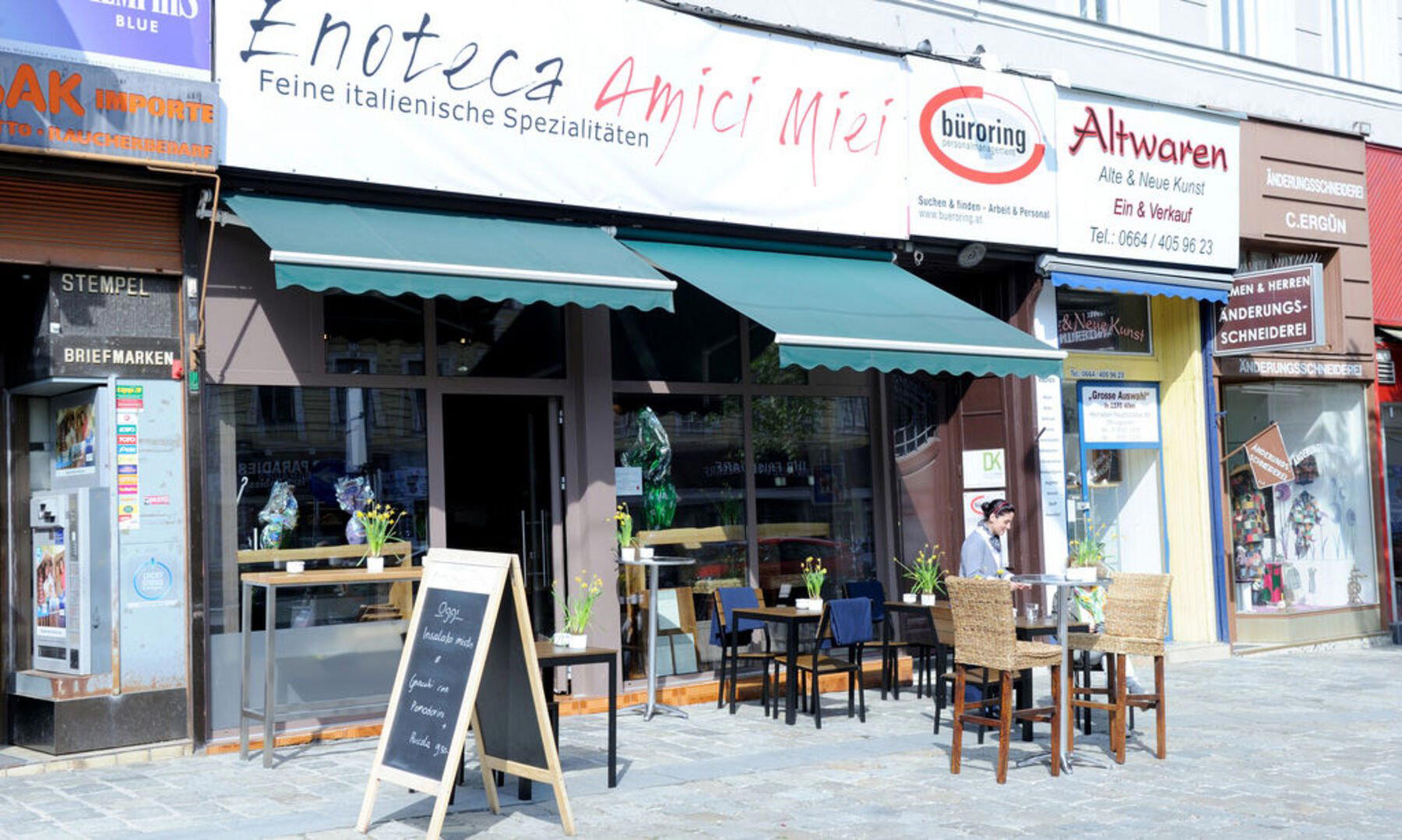 Amici Miei, Vorgartenmarkt, Austria