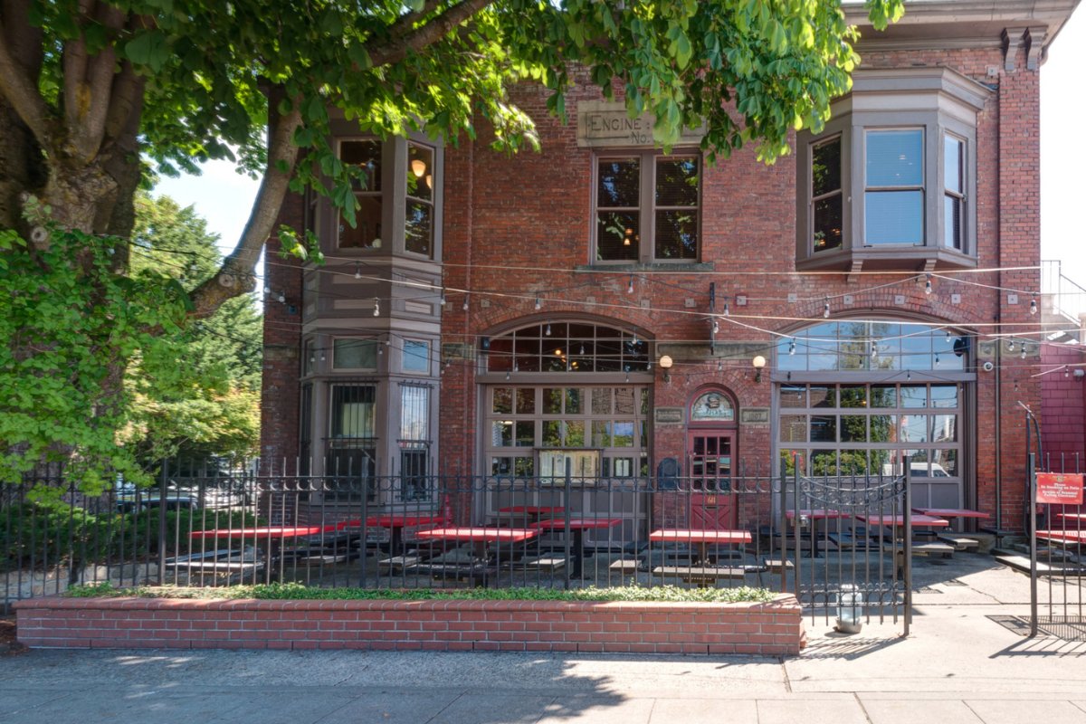 E9 Firehouse & Gastropub bar in Tacoma, United States
