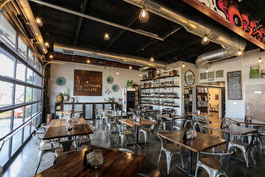 Artisan’s Palate, Bar in Charlotte