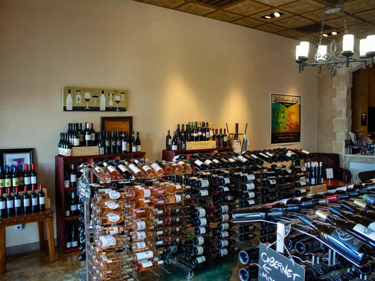 WineTastic Wine Bar and Retail Store, Dallas, United States