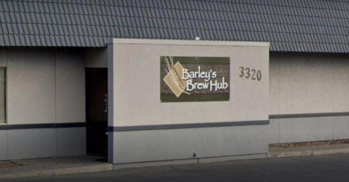 Barley's BrewHub bar in Kennewick