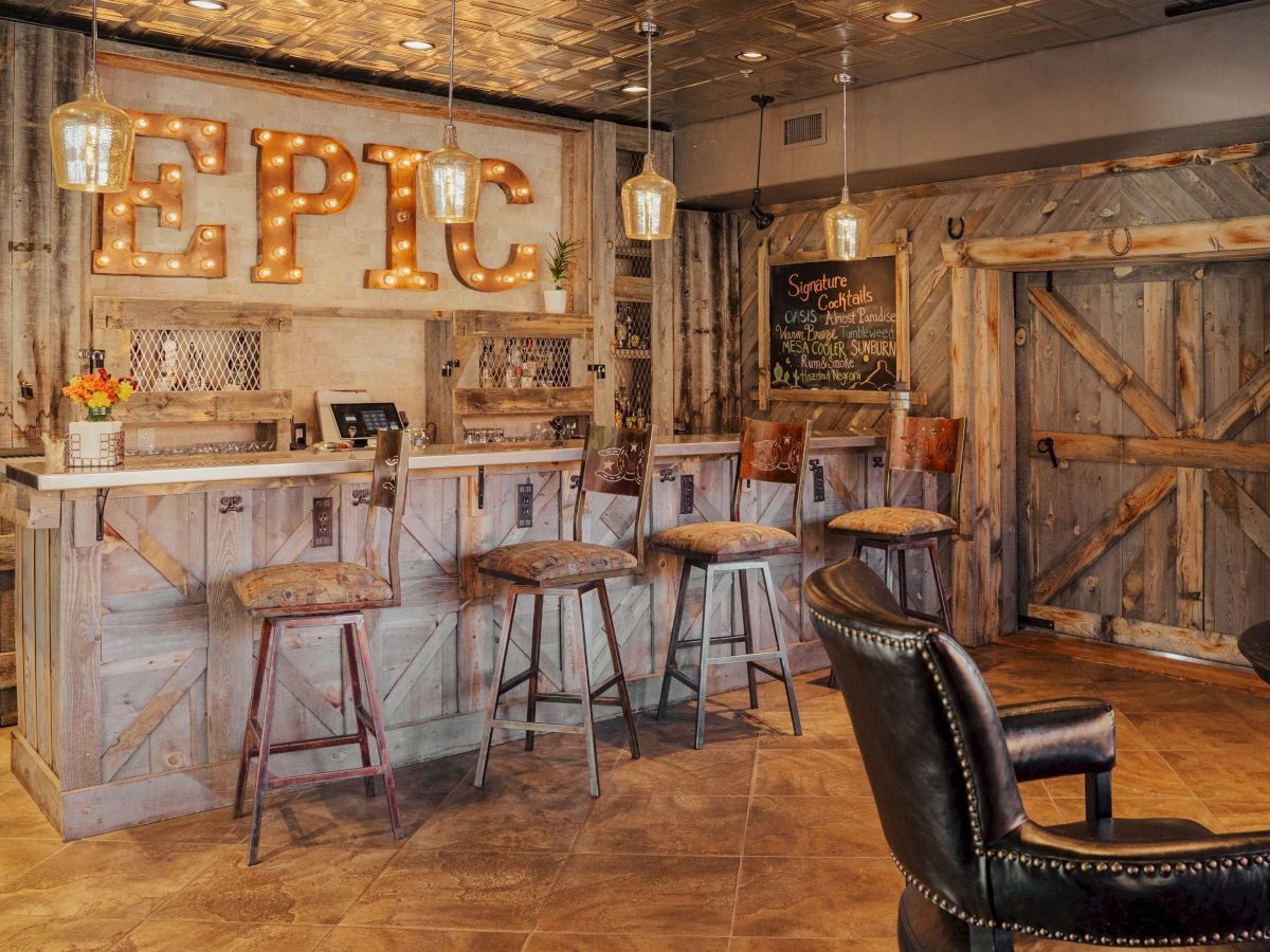 Epic Bar, Bar in Moab