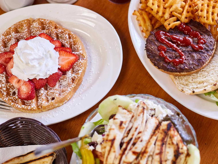 Dotty's Kitchen & Raw Bar, Quincy, United States