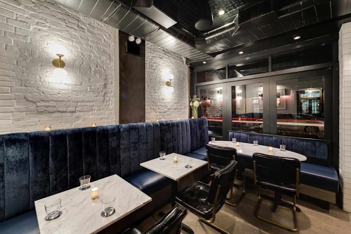 Due West, Bar in New York City