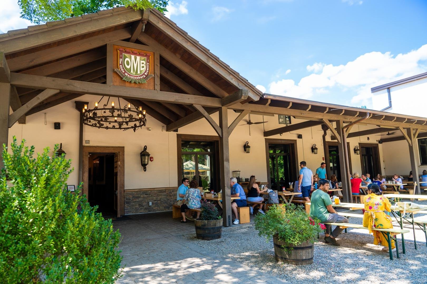 The Olde Mecklenburg Brewery & Biergarten, Bar in Charlotte