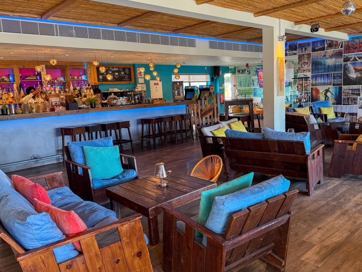 M Bar, Bar in Sagres
