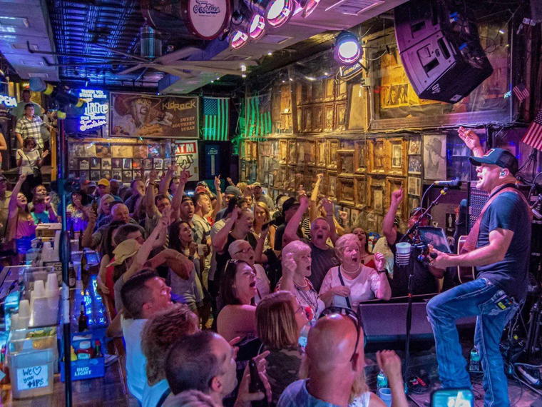 Tootsies Orchid Lounge, Nashville, United States