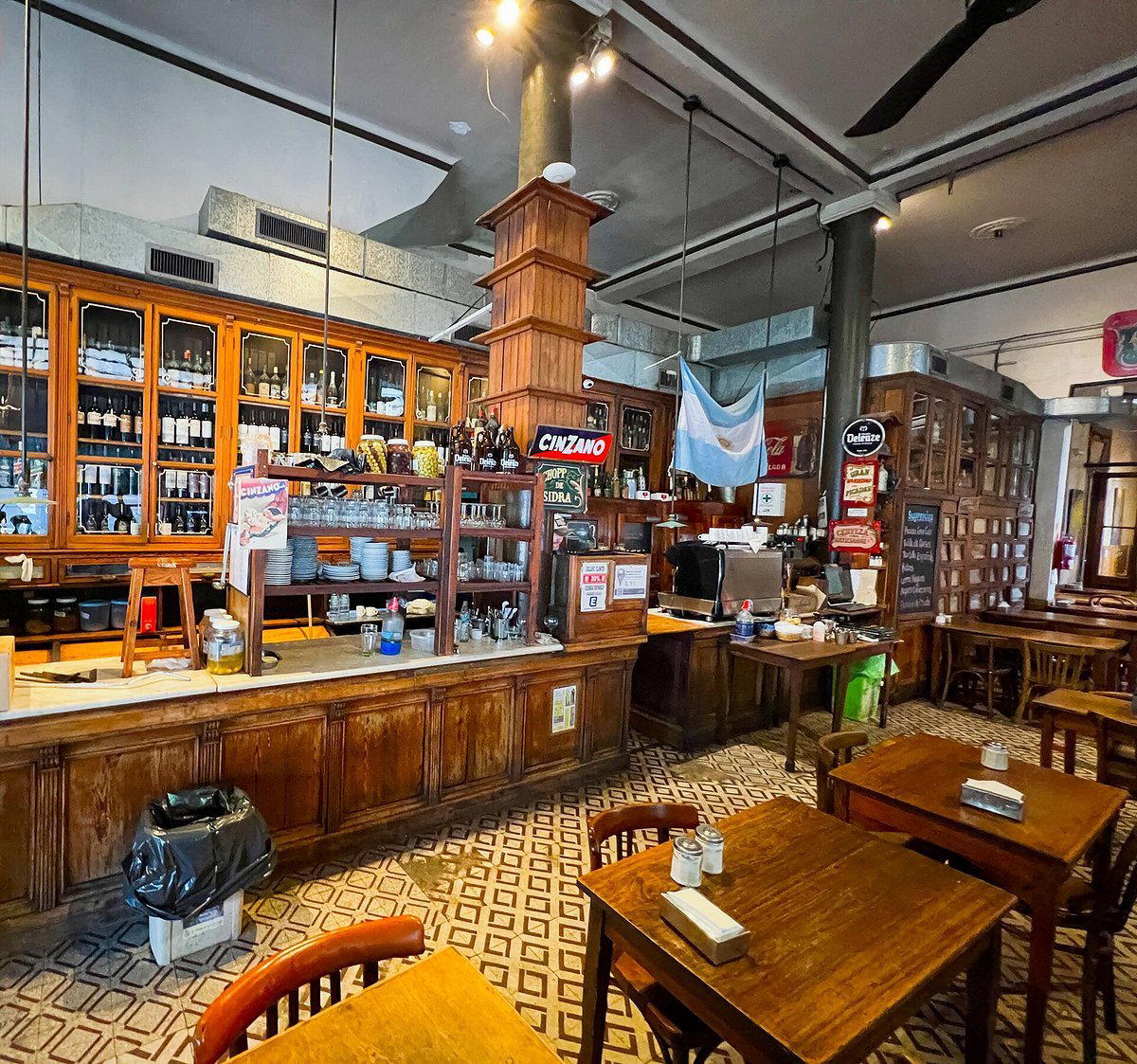 Bar de Cao, Buenos Aires, Argentina