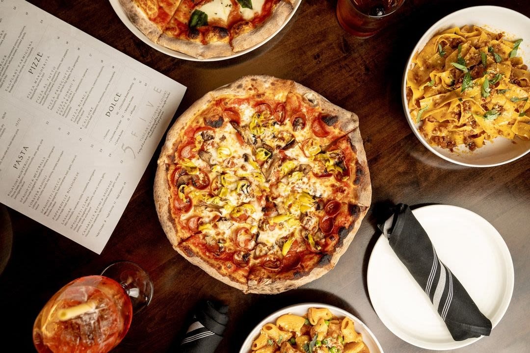 Five Restaurant bar in Fresno